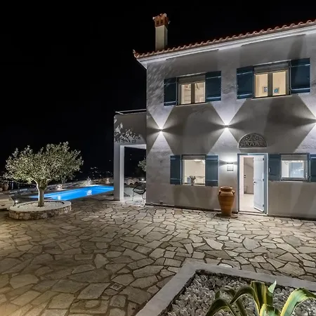 Villa Mariel *